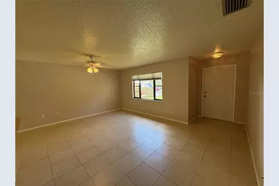 3927 Worcester Road, Sarasota, FL 34231 - Photo 3