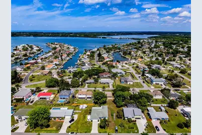 415 49th Street W, Palmetto, FL 34221 - Photo 51