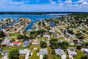 415 49th St W, Palmetto, FL 34221 - Photo 51