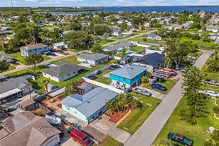 415 49th St W, Palmetto, FL 34221 - Photo 35