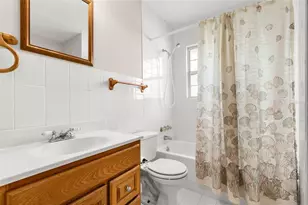 415 49th St W, Palmetto, FL 34221 - Photo 21
