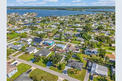 415 49th Street W, Palmetto, FL 34221 - Photo 43