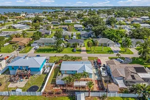 415 49th St W, Palmetto, FL 34221 - Photo 37