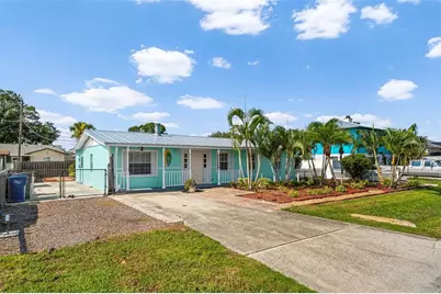415 49th Street W, Palmetto, FL 34221 - Photo 3