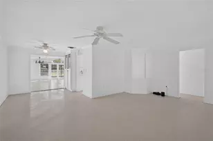 707 Park Ln, Bradenton, FL 34209 - Photo 5