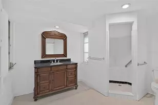707 Park Ln, Bradenton, FL 34209 - Photo 11