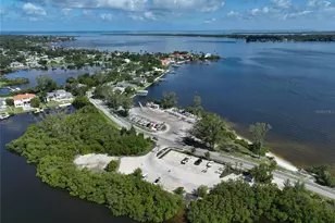707 Park Ln, Bradenton, FL 34209 - Photo 41