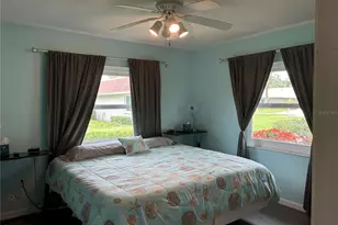 1359 Glendale Cir W, Sarasota, FL 34232 - Photo 11