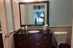 1359 Glendale Cir W, Sarasota, FL 34232 - Photo 19