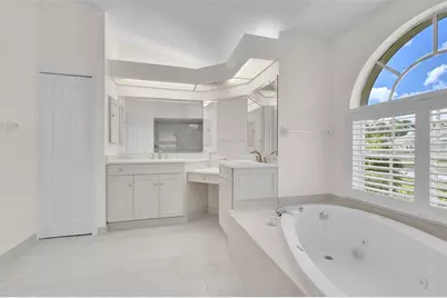 2102 Tequesta Trail, Nokomis, FL 34275 - Photo 23