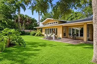 1041 Citrus Ave, Sarasota, FL 34236 - Photo 7