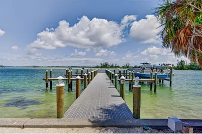 677 Lands End Drive, Longboat Key, FL 34228 - Photo 31