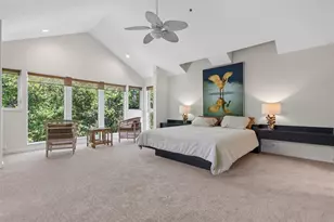 677 Lands End Dr, Longboat Key, FL 34228 - Photo 17
