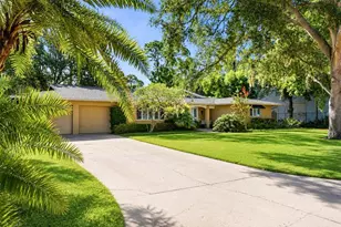 1041 Citrus Ave, Sarasota, FL 34236 - Photo 1