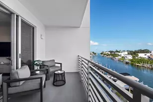 1709 N Tamiami Trl, Sarasota, FL 34234 - Photo 11