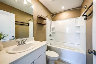 6130 Fairmont Ln, Palmetto, FL 34221 - Photo 19