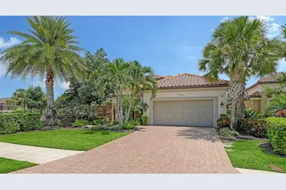 4909 Napoli Run, Lakewood Ranch, FL 34211 - Photo 1