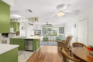 1220 Falcon Rd, Venice, FL 34293 - Photo 9