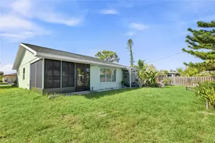 1220 Falcon Rd, Venice, FL 34293 - Photo 35