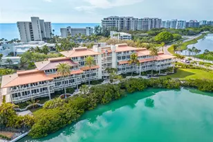 225 Sands Point Rd, Longboat Key, FL 34228 - Photo 27