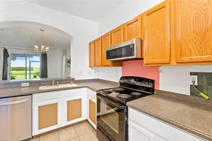 1170 Grantham Dr, Sarasota, FL 34234 - Photo 11