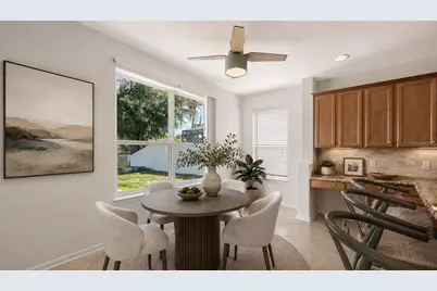 4410 67th Avenue Circle E, Sarasota, FL 34243 - Photo 13