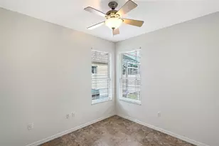 4410 67th Ave Cir E, Sarasota, FL 34243 - Photo 45