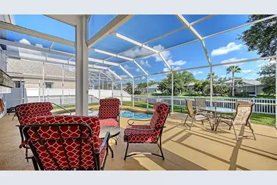 4410 67th Avenue Circle E, Sarasota, FL 34243 - Photo 7