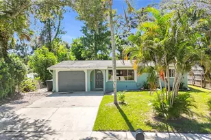 2212 Vinson Ave, Sarasota, FL 34232 - Photo 5
