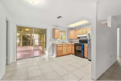 260 Shamrock Drive, Venice, FL 34293 - Photo 13