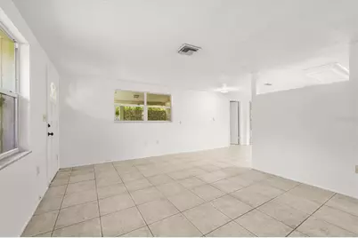 260 Shamrock Drive, Venice, FL 34293 - Photo 11