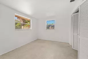 260 Shamrock Dr, Venice, FL 34293 - Photo 17