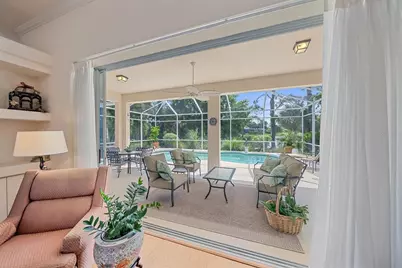 7213 Southgate Court, Sarasota, FL 34243 - Photo 11