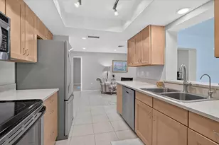 48 Dade Ave, Sarasota, FL 34232 - Photo 11