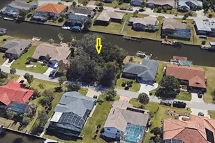 10 Florence Ct, Palm Coast, FL 32137 - Photo 1