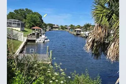 10 Florence Court, Palm Coast, FL 32137 - Photo 9