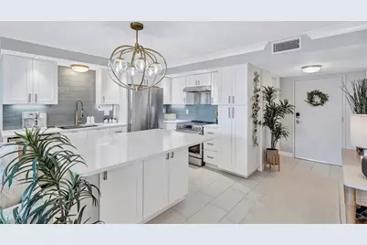 101 S Gulfstream Avenue #14D, Sarasota, FL 34236 - Photo 29