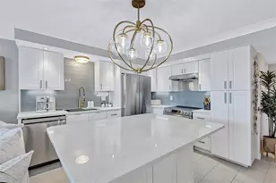 101 S Gulfstream Ave, Sarasota, FL 34236 - Photo 25