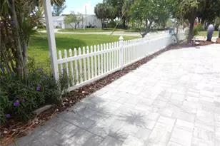 9312 Kingston Rd, Bradenton, FL 34210 - Photo 11