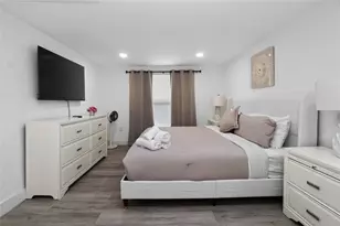 985 Liberty St, Englewood, FL 34223 - Photo 39