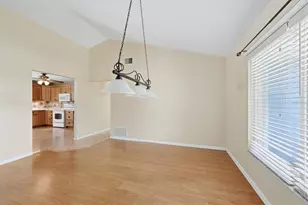 5015 86th St Ct W, Bradenton, FL 34210 - Photo 7