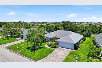 5015 86th Street Court W, Bradenton, FL 34210 - Photo 3