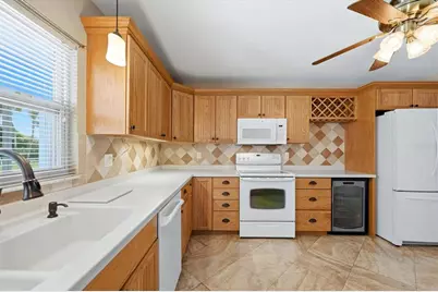 5015 86th Street Court W, Bradenton, FL 34210 - Photo 11