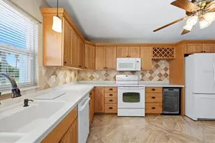 5015 86th St Ct W, Bradenton, FL 34210 - Photo 11