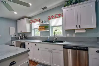 318 34th Street W, Bradenton, FL 34205 - Photo 15