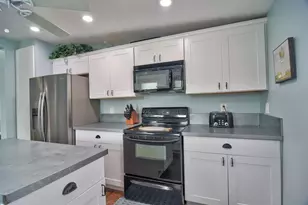 318 34th St W, Bradenton, FL 34205 - Photo 13