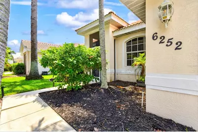 6252 Donnington Court, Sarasota, FL 34238 - Photo 3