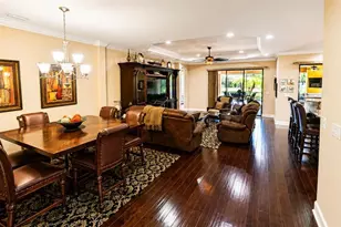 2519 Vaccaro Dr, Sarasota, FL 34231 - Photo 3