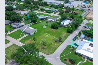 2110 Sandrala Drive, Sarasota, FL 34231 - Photo 1