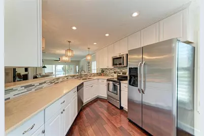 5320 Gulf Of Mexico Drive #204, Longboat Key, FL 34228 - Photo 15